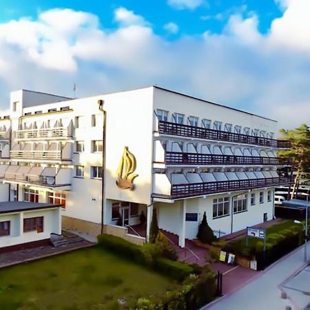 Hotel Osrodek Wypoczynkowo Rehabilitacyjny Wlokniarz Ustka Esterno foto