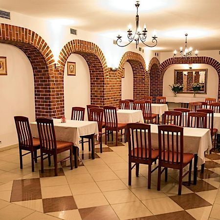 Hotel Osrodek Wypoczynkowo Rehabilitacyjny Wlokniarz Ustka Esterno foto